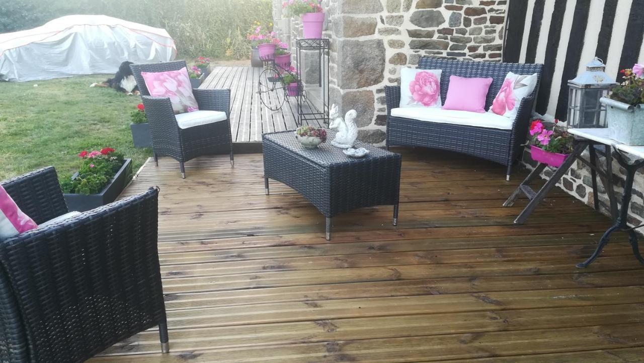 Notre-Dame-du-Touchet La Gerbaudiere Chambres&Table D Hotes Proche Mont Saint Michel Cuisine Maison מראה חיצוני תמונה
