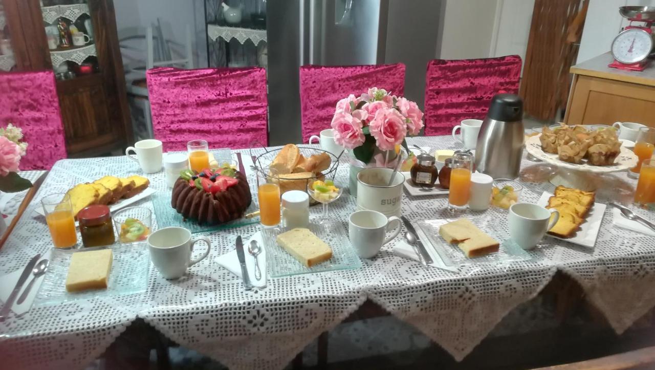 Notre-Dame-du-Touchet La Gerbaudiere Chambres&Table D Hotes Proche Mont Saint Michel Cuisine Maison מראה חיצוני תמונה